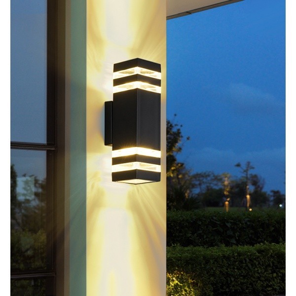 GlobalHouse EILON โคมไฟติดผนังโมเดิร์น ทรงกระบอกสี่เหลี่ยม 2*E27 สูง 300mm IP65 รุ่น MVW003B สีดำ สิ