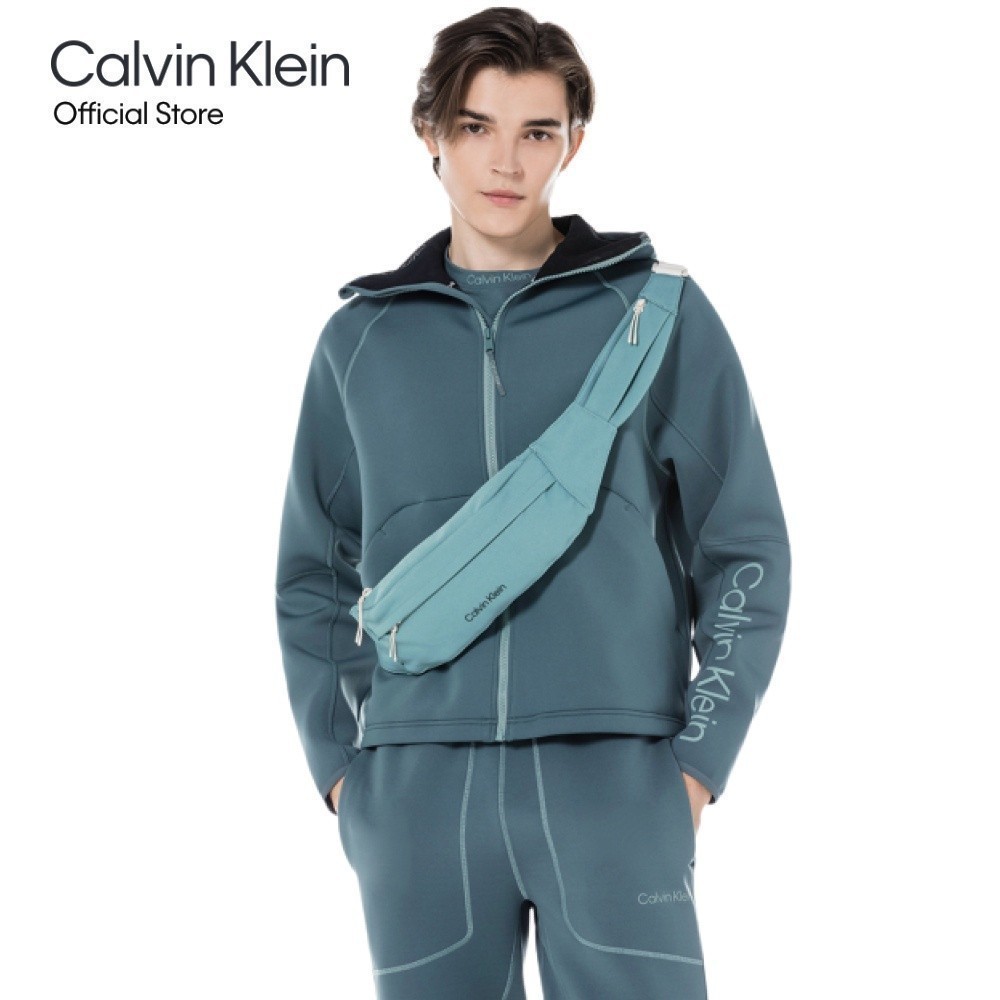 CALVIN KLEIN กระเป๋าคาดอกผู้ชาย CK Athletic รุ่น PH0672 940 - สี Turquoise