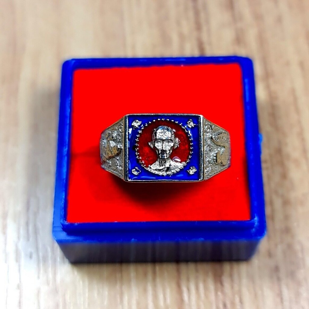 แหวนพระ แหวน หลวงพ่อรวย วัดตะโกจังหวัด อยุธยา เนื้อ.อัลปาก้าแท้  รุ่น รวย รวย เฮง เฮง ปี 2560  ใส่ทั