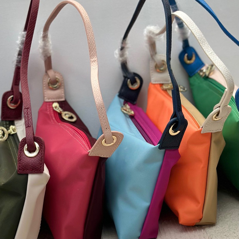 กระเป๋าสะพาย REPLAY*