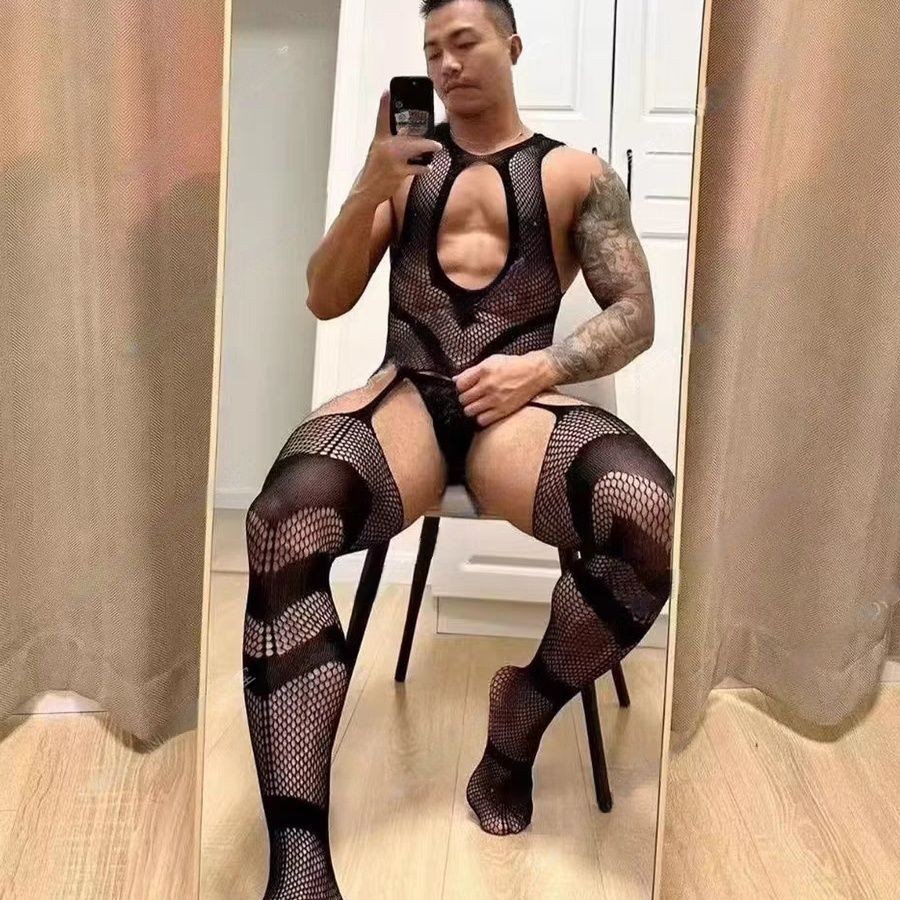 ข้อเสนอพิเศษ ส่วนลดเวลาจำกัด ถุงน่องผู้ชายสีดำ ถุงน่องตาข่ายยืดหยุ่นสูงกลวงลูกไม้เซ็กซี่