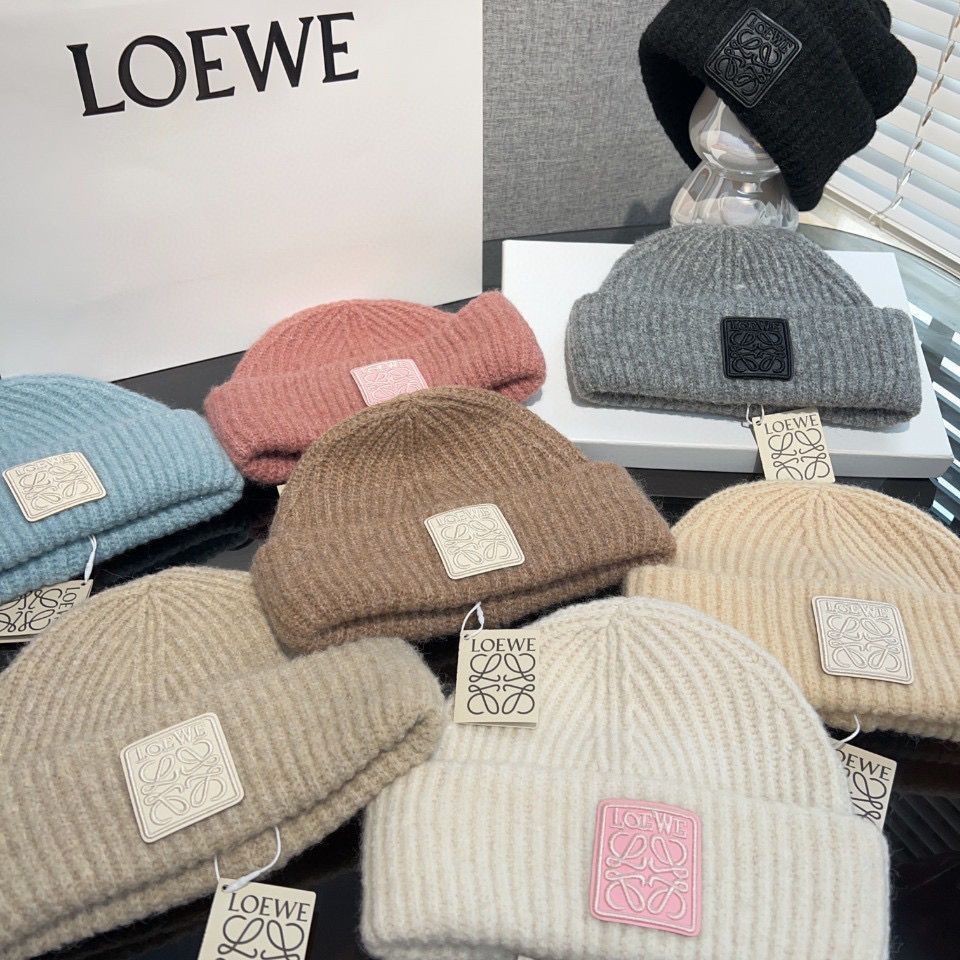 Loewe2024 หมวกถัก ผ้าวูล คุณภาพสูง ให้ความอบอุ่น แนวสตรีท สําหรับเล่นสกี KKKE