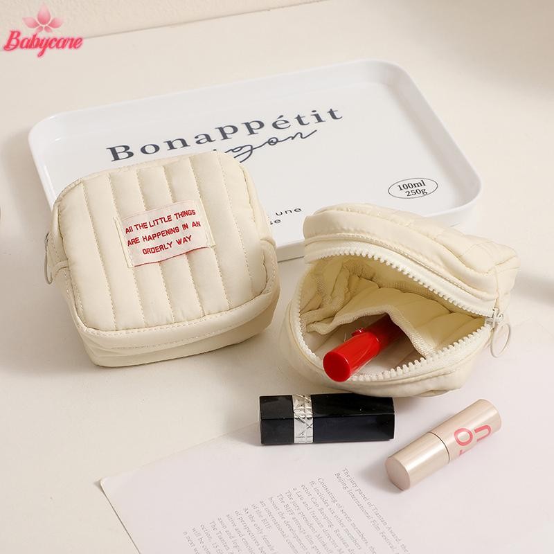 Byce> กระเป๋าเครื่องสําอางผู้หญิงขนาดเล็กสําหรับแต่งหน้าก้อนบรรจุ Travel Organizer Essentials สายชาร์จกระเป๋าเก็บกระเป๋าห้องน้ําสุภาพสตรีใหม่