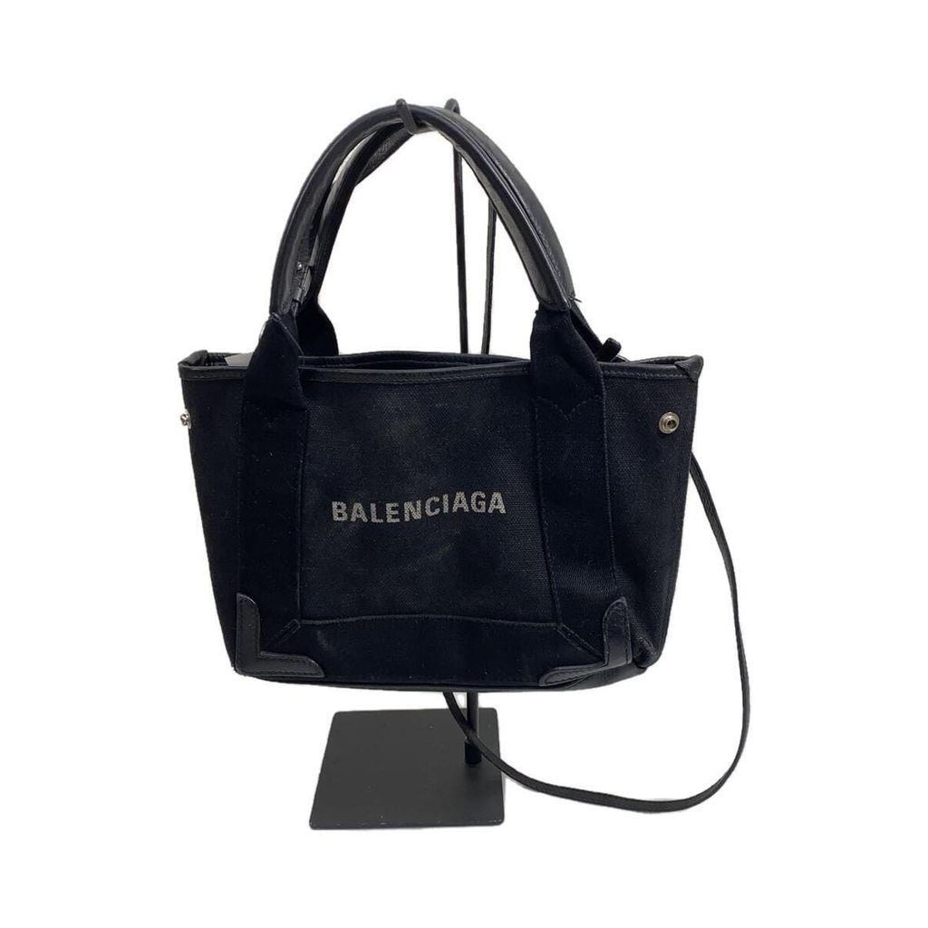 Balenciaga กระเป๋าสะพายไหล่ สีดํา มือสอง จากญี่ปุ่น
