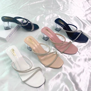 Marco รุ่น B1032 คาดเพชร 3เส้น มีไซส์ 36-45 รองเท้าไซส์ใหญ่ พื้นนิ่ม ใส่สบาย ไซส์ 36-45