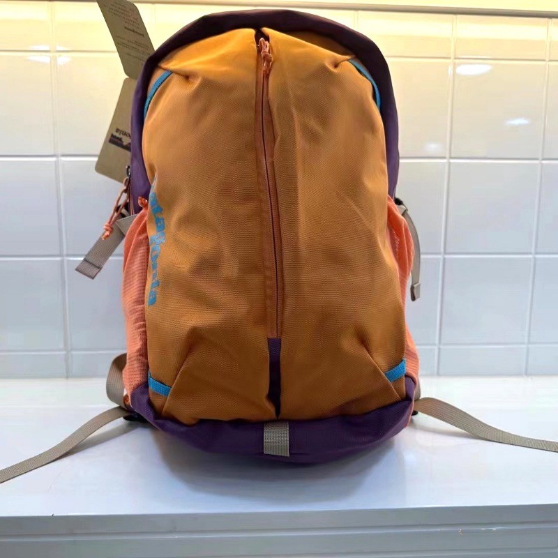 Patagonia กระเป๋าเป้สะพายหลังผู้ชาย 26L กระเป๋าเป้สะพายหลังกันน้ําความจุขนาดใหญ่