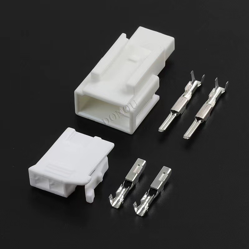 XG7029Y-2.2-1121 เหมาะสําหรับปลั๊กซับวูฟเฟอร์ของ Toyota ดัดแปลงจาก Thunder 12347 ถึง 7283-1026