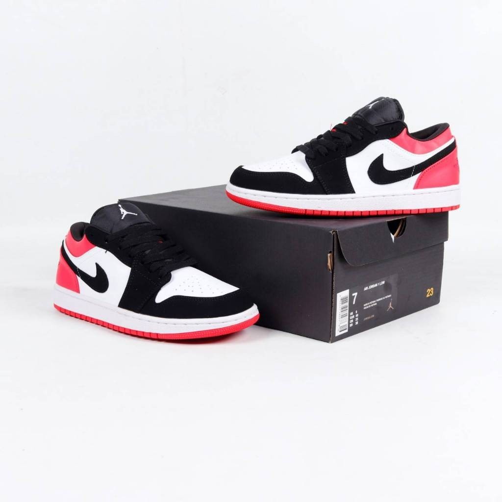 รองเท้า Nike Air Jordan 1 Low Black Toe  ร้อย