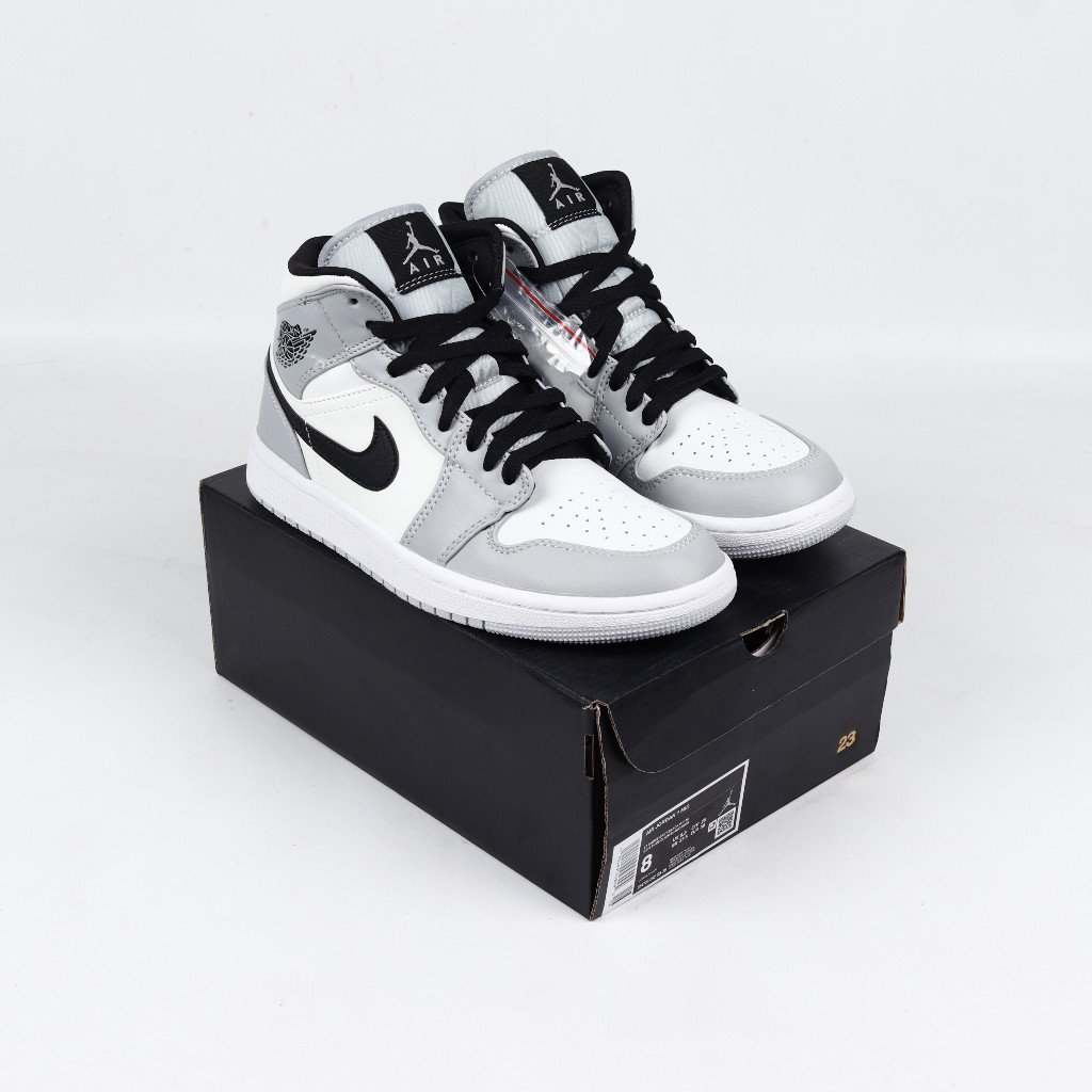 (SLPRDS) Nike Air Jordan 1 Mid Smoke Grey  คอลเลกชัน  ลำลอง