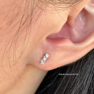 Stud Bar Cz S925 | ต่างหูพลอยแถว | ขนาด 2 *6 มิล | เงินแท้92.5% ต่างหูเงินแท้ (ราคาต่อคู่)