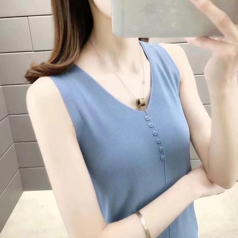 เสื้อกล้ามผู้หญิงคอวี ผ้าไหมพรมยืด คุณภาพดีสวมใส่สบาย เสื้อแขนกุดไหมพรม มี5สี *พร้อมส่ง* #u007