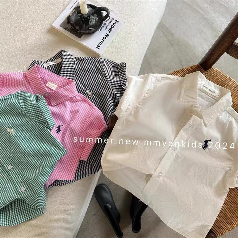 เสื้อแขนสั้นเด็กชาย    ฤดูร้อนใหม่สไตล์เกาหลีลายสก๊อตปักปกแฟชั่นอเนกประสงค์และหล่อเสื้อยืดด้านบนแจ็คเก็ต