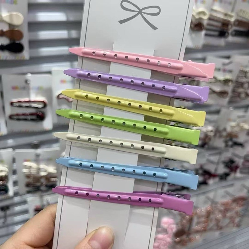 O1193 ❤️1 บาท กิ๊บปากเป็ดติดผม สีเงินโลหะ ช่วยเก็บไรผม สไตล์เกาหลีเรียบง่าย นักเรียนสำหรับผู้หญิง ราคาต่อชิ้น
