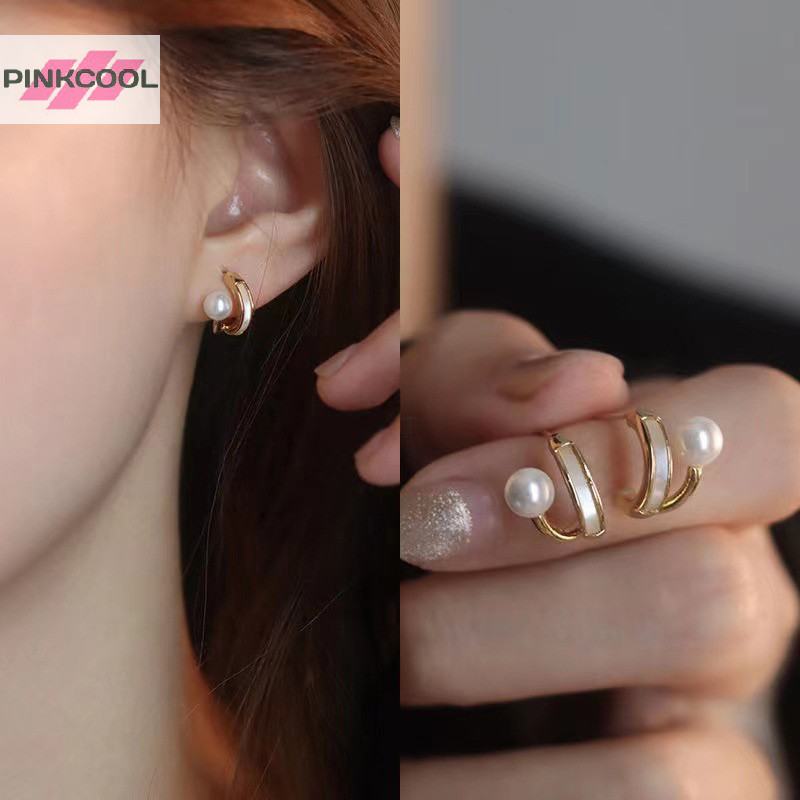 Pinkcool 1 คู่ แฟชั่นเกาหลี ที่เรียบง่าย และขนาดเล็ก โลหะผสม ต่างหูมุกเทียม อุปกรณ์เสริมที่ละเอียดอ่อน สําหรับผู้หญิง ปาร์ตี้ ของขวัญ ขายดี