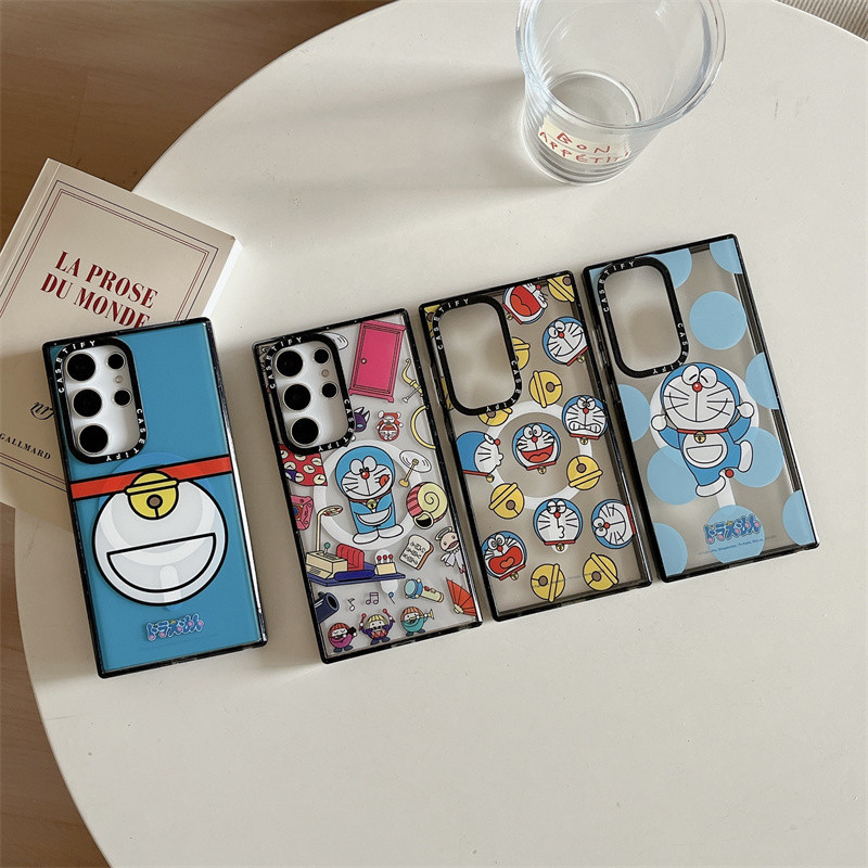 เคสโทรศัพท์มือถือแบบแข็ง ใส กันกระแทก ลายการ์ตูนโดราเอมอน พร้อมกล่องชาร์จแม่เหล็ก คุณภาพสูง สําหรับ Samsung Galaxy S24 S23 S22 Ultra S24Plus