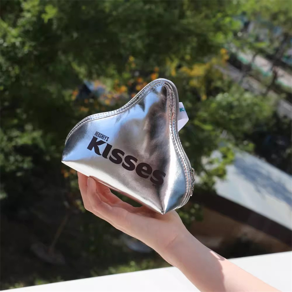 Etude HOUSE KISSES กระเป๋าเครื่องสําอาง หนัง Pu สีเงิน