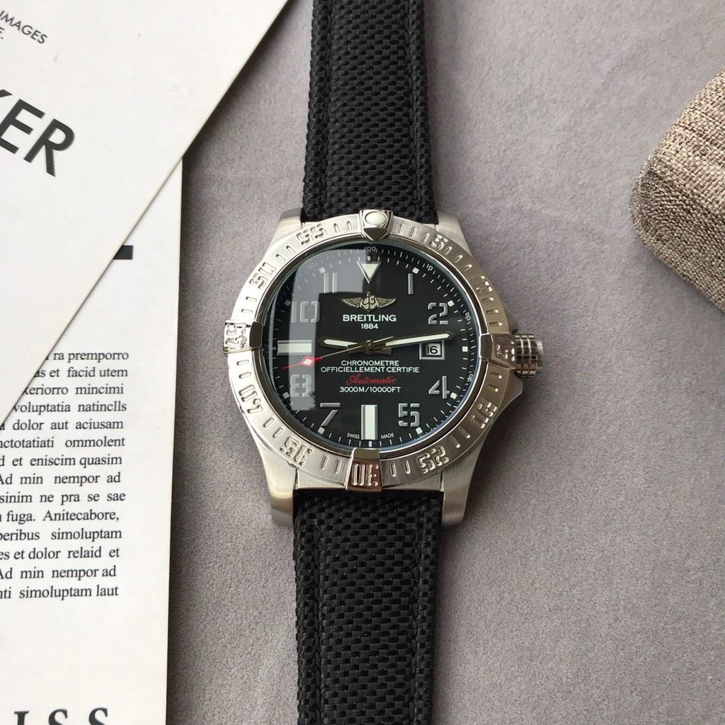 Breitling 44 มม.กลไกอัตโนมัตินาฬิกาผู ้ ชาย
