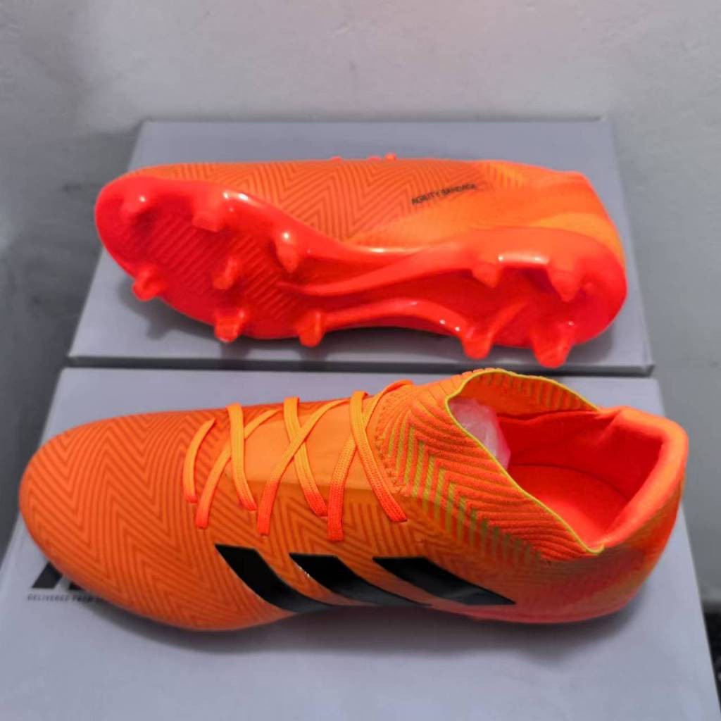 รองเท้าบู๊ทส์รองเท้าฟุตบอล NEMEZIZ MESSI 18.1 FG Men's outdoor Football Soccer Sports FG 39-45 5ogc