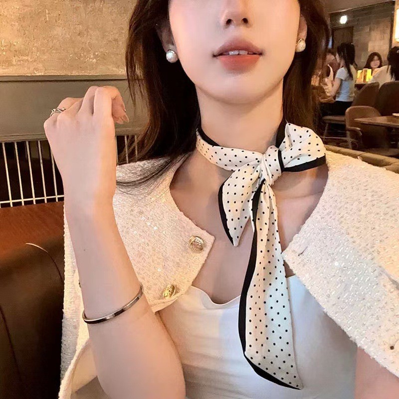 ลายจุดขนาดเล็กซาตินผ้าไหมยาวผ้าพันคอผู้หญิงแคบแถบ คล้องคอ เกาหลีทุกการแข่งขันแฟชั่นตกแต่งกระเป๋าเข็มขัดผมวง