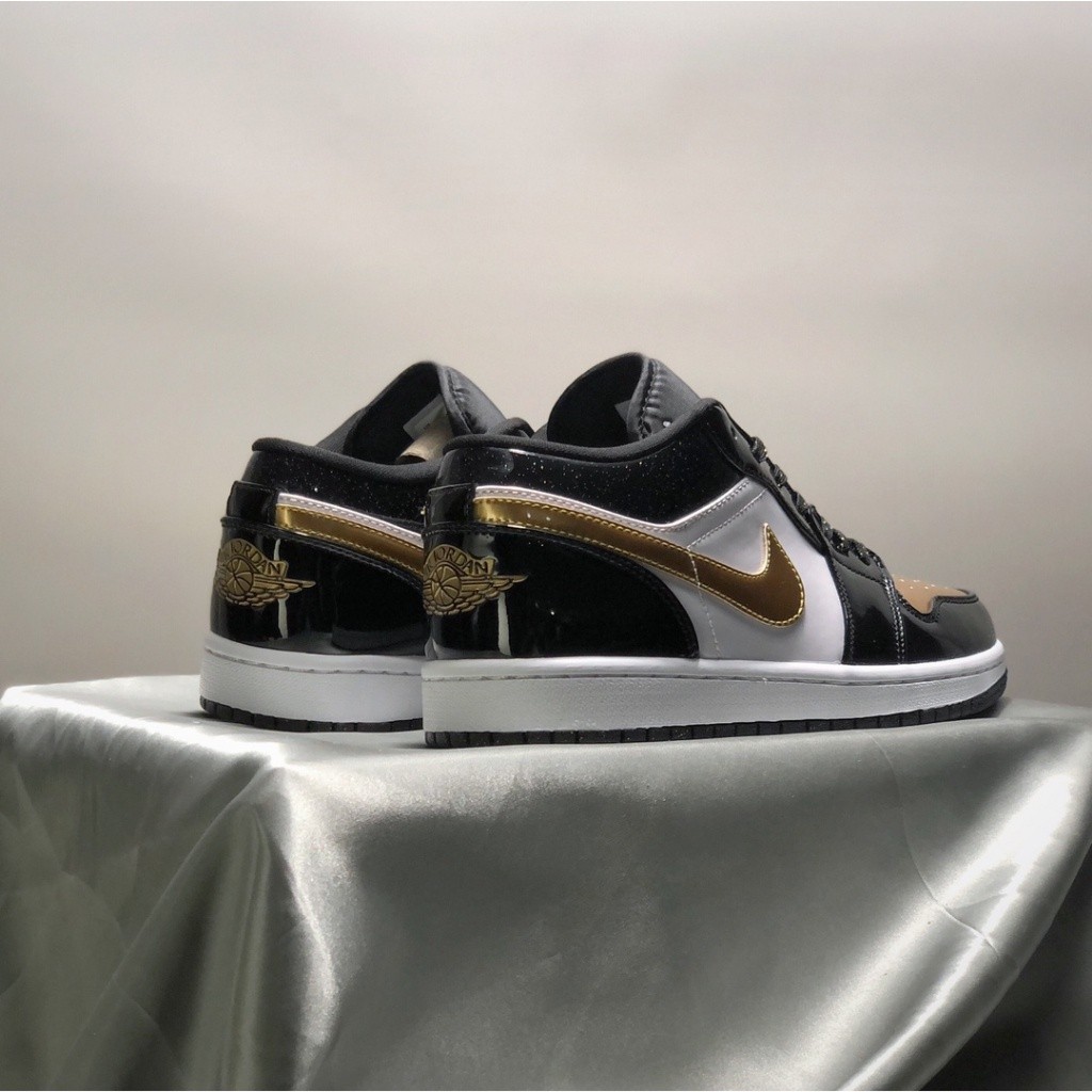 ,,Nike Air Jordan 1 Low "Gold Toe"  Black gold  Ni**ke casual shoes for women  Men's sports shoe