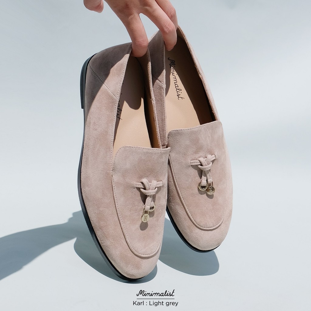 𝐌𝐈𝐍𝐈𝐌𝐀𝐋𝐈𝐒𝐓 รองเท้าโลฟเฟอร์ รุ่น Karl (light grey) พื้นนิ่ม ใส่เหยียบส้นได้ กับ 2 look ในคู่เดียว