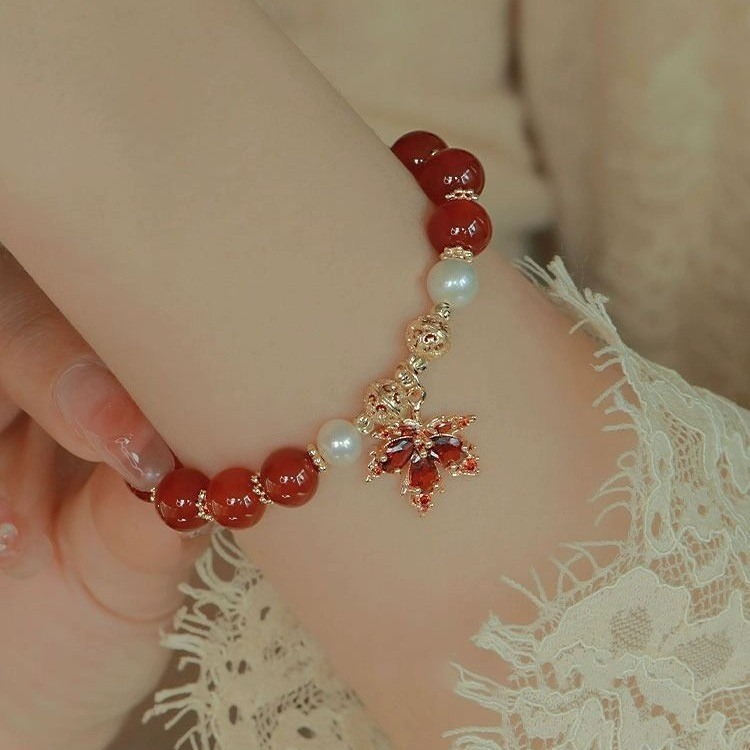 สร้อยข้อมือ จี้ใบเมเปิ้ล สีแดง เหมาะกับของขวัญ สําหรับผู้หญิง