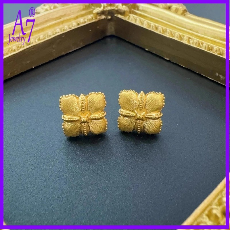 A7-18k Gold ต่างหูโคลเวอร์ปลอมผ้าไหมอเนกประสงค์ M4573