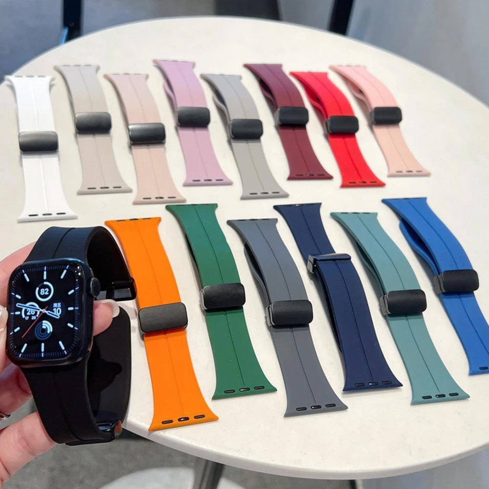สายนาฬิกาข้อมือซิลิโคน แม่เหล็ก สําหรับ iWatch band 44 มม. 45 มม. 40 มม. 49 มม. 41 มม. 42 มม. 38 iWatch Series ultra 2 6 5 3 7 8 9 se 40 มม.