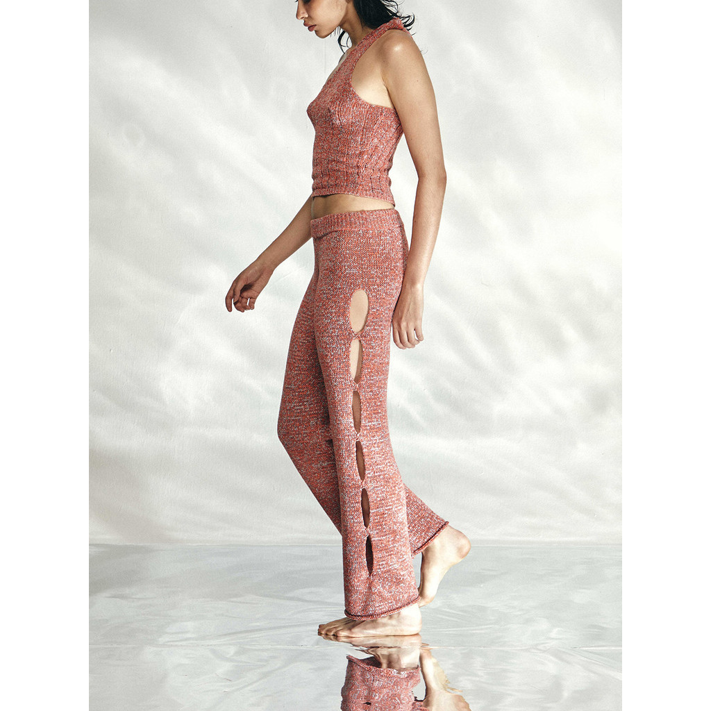 knitCircle - knit and promise CUT OUT Pants (2 สี) กางเกงขายาวไหมพรม ดีไซน์รูด้านข้าง ผสมเส้นด้ายสองสี knit66