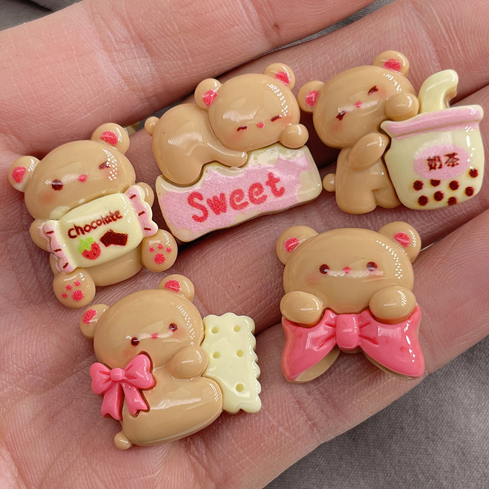 10 ชิ้น / แพ็ค ฤดูหนาว หมีกาแฟ ใหม่ การ์ตูน เรซิน ด้านหลังแบน สําหรับ DIY เคสโทรศัพท์ ครีม กาว แฮนด์เมด กิ๊บติดผม อุปกรณ์ทํา