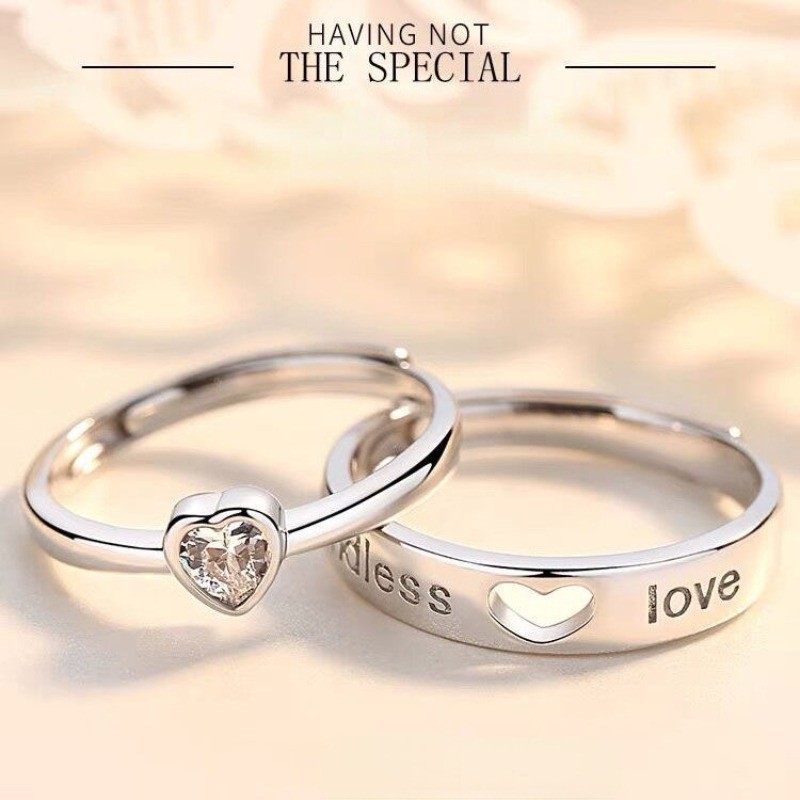 Eternal Knot Concentric แหวนคู่สําหรับผู้ชายและผู้หญิง Hollow Heart-shaped Diamond แหวนคู่ของขวัญ