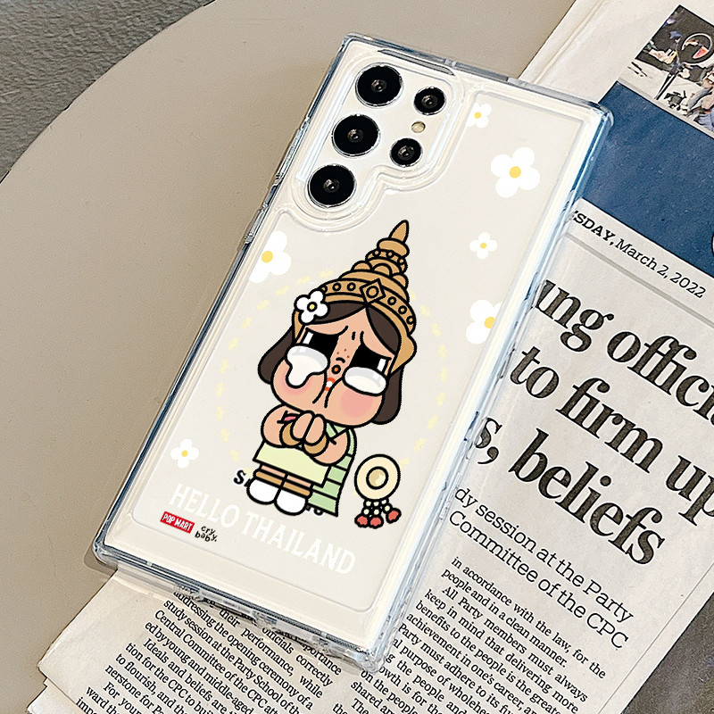 Pop MART Crybaby ประเทศไทย Hard โปร่งใสเสื้อผ้าสําหรับ Samsung S25 Ultra S24 FE S24 Ultra S25 + S24 S23 Ultra S22 S21 FE S20 A55 A53 A16 A15 A33 A72 A22 กันกระแทก