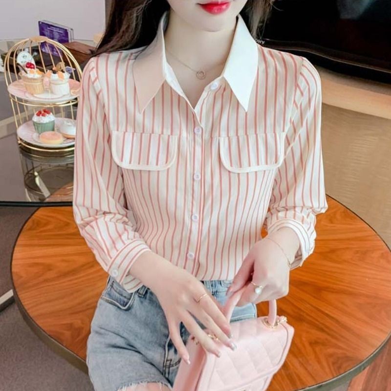 เสื้อเชิ้ตแขนยาว คอปกโปโล ลายทาง สีชมพู ลดอายุ