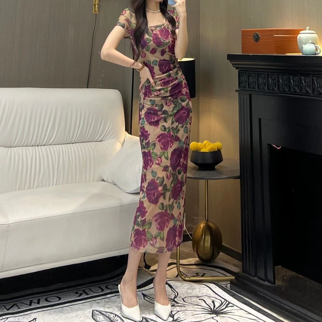 แสงหรูหราอารมณ์ผู้หญิงรอบคอแขนสั้นดอกไม้กลิ่นหอมสันทนาการSlimmerดูBody-Covered Slim-Fitแฟชั่นAll-Mat