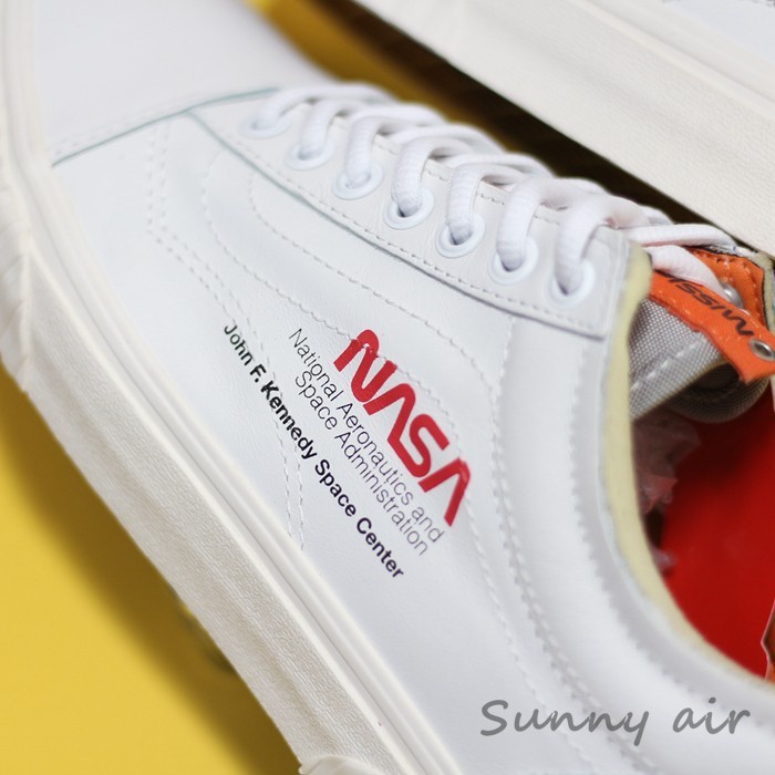 รองเท้าผ้าใบลําลอง VANS X NASA NASA Co-Branded VN0A38G1UP9 Limited Time คุณภาพสูง