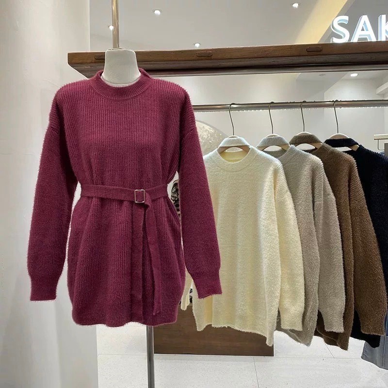 SW01-8 ชุดเดรสไหมพรมพร้อมเข็มขัด