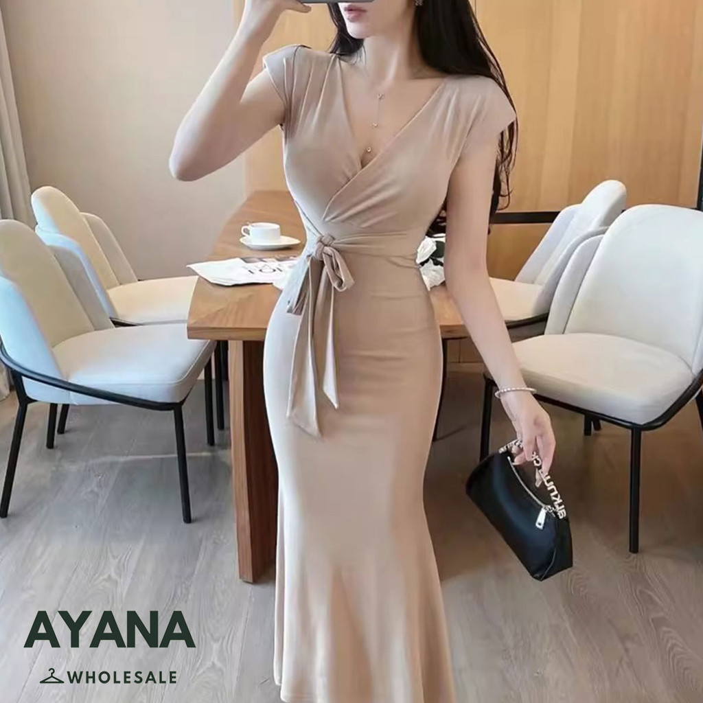 เดรสผู้หญิง กระโปรงยาว แขนสั้น ทรงสลิมฟิต มีเชือกผูกเอวเข้ารูป แฟชั่นสาวเกาหลี