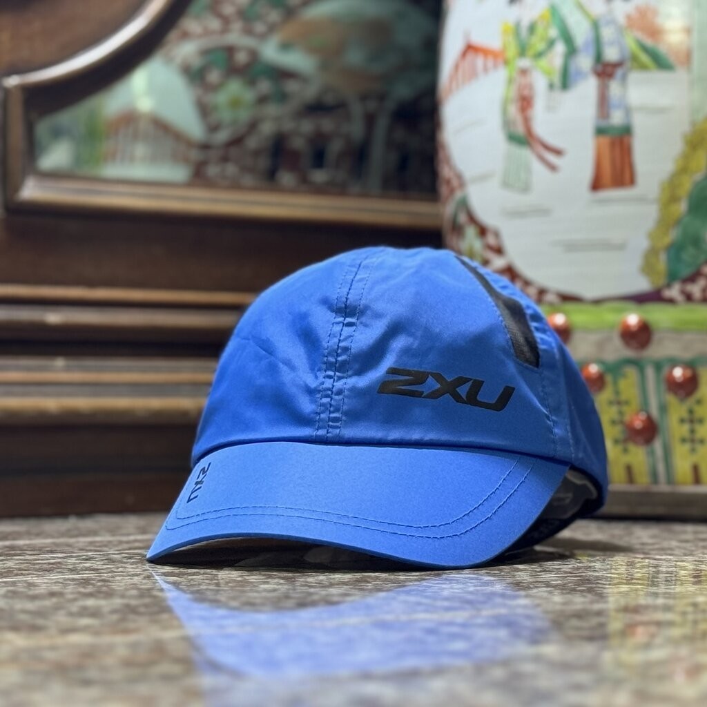 หมวกวิ่ง 2XU Lightweight Running Cap ‘Blue’