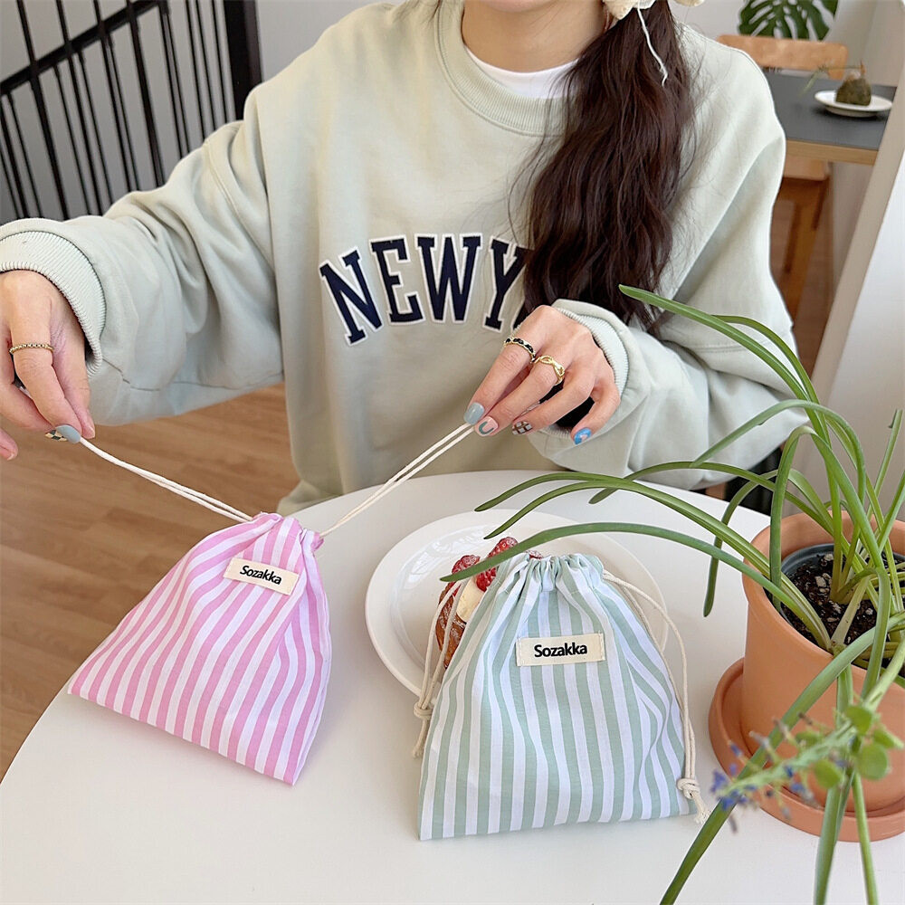 พร้อมส่ง🇹🇭 A030 ถุงหูรุด กระเป๋าหูรูด ผ้าสีพาสเทล สีลายทาง สำหรับใส่เครื่องสำอาง