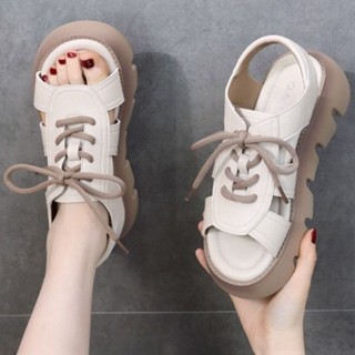 รองเท้าแตะรัดส้นสไตล์เกาหลี พื้นหนา กันลื่นและทนต่อการสึกหรอ…