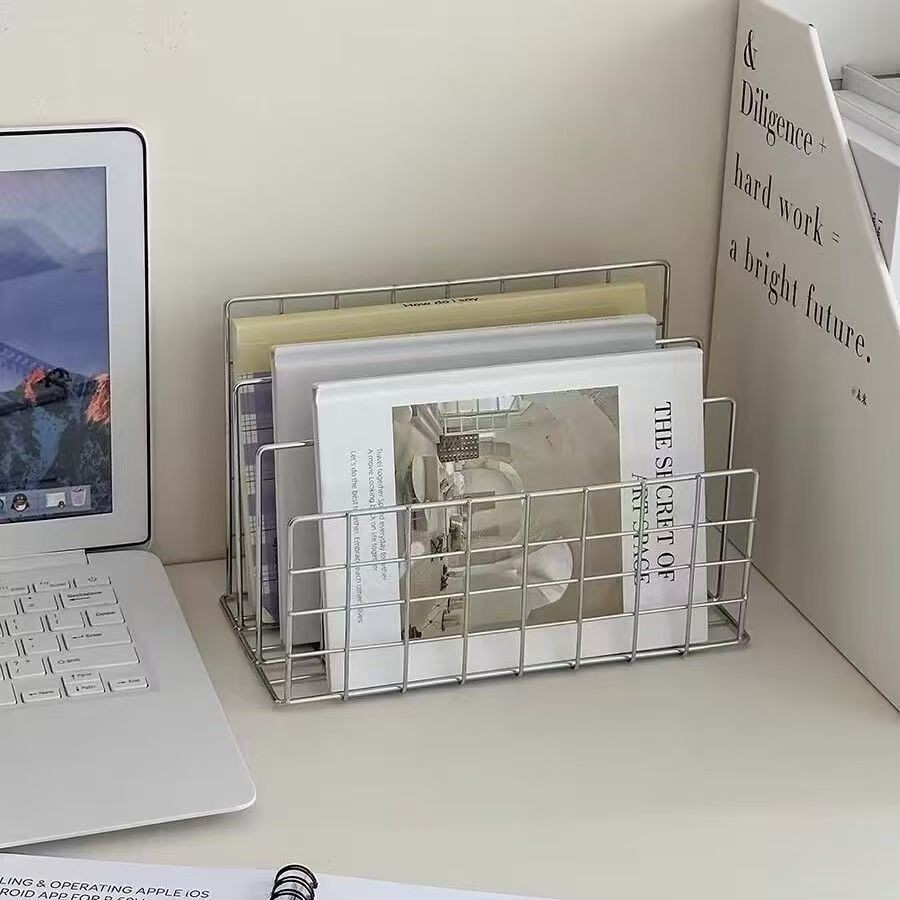 🌸🌸ชั้นวางของเหล็กบนโต๊ะ โต๊ะจัดเรียงหนังสือชั้นวาง ขาตั้งโต๊ะ ชั้นวางของอเนกประสงค์