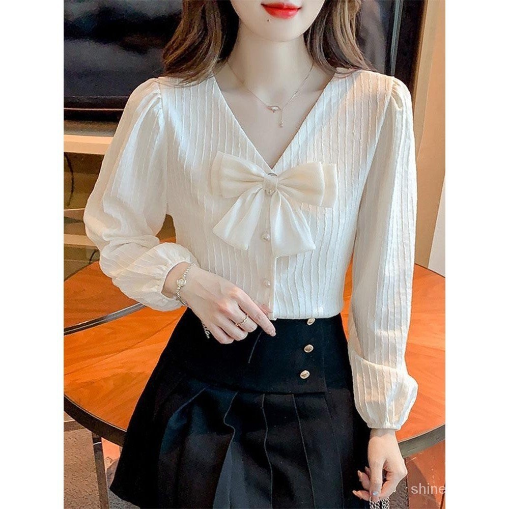 เสื้อเชิ้ตแขนยาว คอวี ประดับโบว์ ทรงหลวม ดูอ่อนเยาว์ ระดับไฮเอนด์ สไตล์คลาสสิก แฟชั่นฤดูใบไม้ผลิ และฤดูใบไม้ร่วง สําหรับผู้หญิง