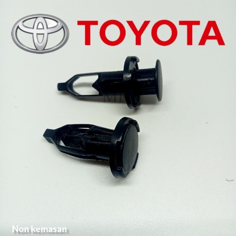 คลิปปุ่มกระจังหน้ารถยนต์ สําหรับ Toyota INNOVA FORTUNER YARIS ALTIS WISH