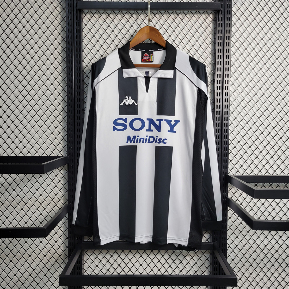 เสื้อกีฬาแขนยาว ลายทีมชาติฟุตบอล Juventus 97-98 ชุดเหย้า สไตล์เรโทร 1997 1998