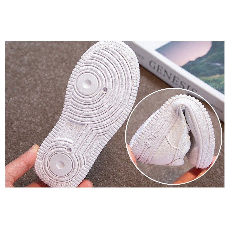รองเท้าผ้าใบ ระบายอากาศ กันลื่น ทนต่อการสึกหรอ สีขาว สําหรับเด็กผู้ชาย และเด็กผู้หญิง 2025 - รูปที่ 3