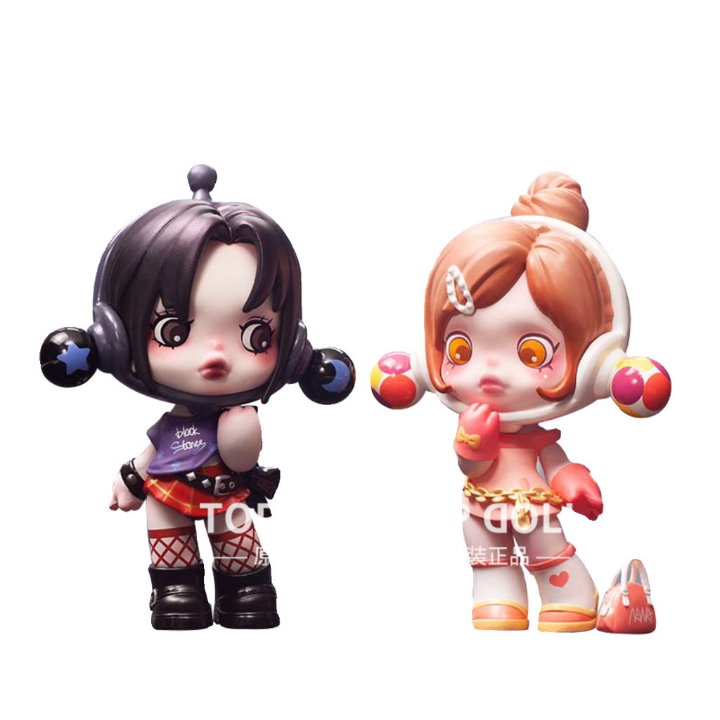 ฟิกเกอร์ POPMART POPMART SKULLPANDAxNANA Nana Komatsu Mystery Box ของเล่นสําหรับเด็ก