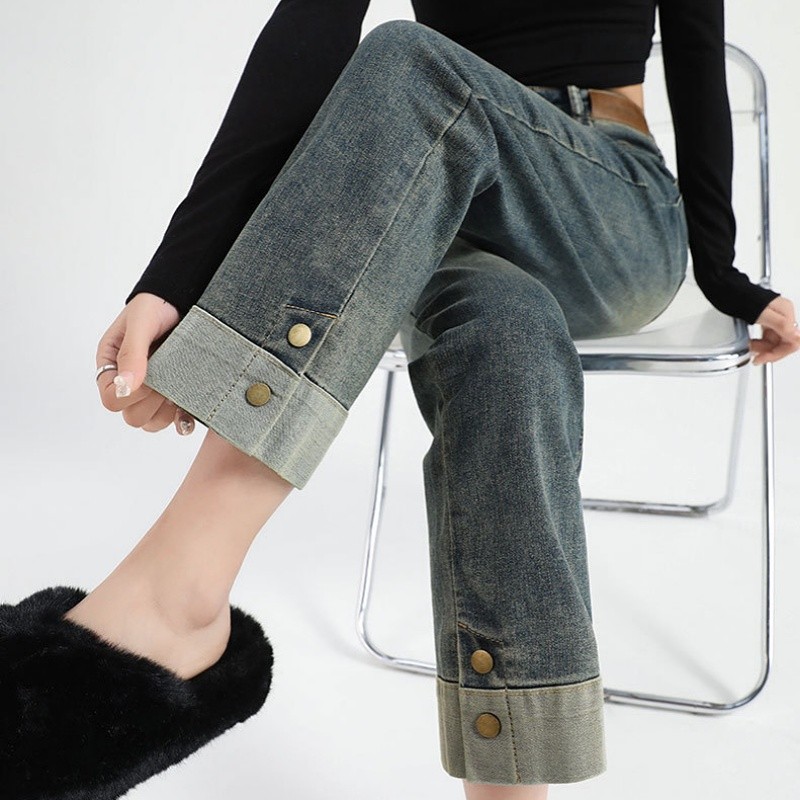 Suysuy พร้อมส่ง กางเกงยีนส์ขายาว ทรงกระบอก ดีเทลแต่งพับปลายขาติดกระดุม เก๋ๆ ชิคๆ มีกระเป๋าหน้าหลัง แมทซ์ได้ทุกลุค - รูปที่ 4