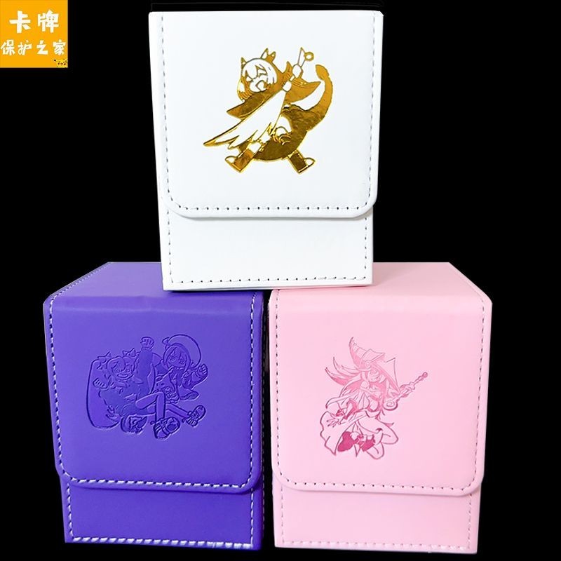ยูกิโอ! กล่องการ์ด: หนังขนาดเล็กสีฟ้า Dark Magician Girl Pokémon PTCG กล่องเก็บการ์ดเกมบนโต๊ะ DIY Card Case