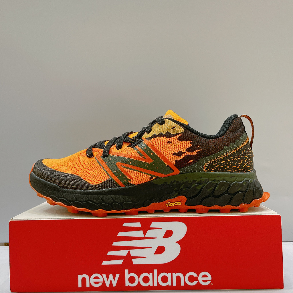 New Balance Hierro v7 NB ชายสีส้มสีดำทอง Outsole 2E กว้าง Last Cross Country กีฬา Jogging รองเท้า M