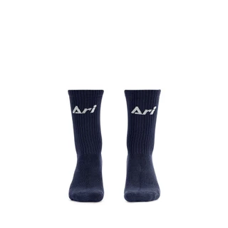(ส่งด่วน) ถุงเท้าฟุตบอล แบบครึ่งแข้ง ของเด็ก ARI JUNIOR CREW SOCKS ของแท้